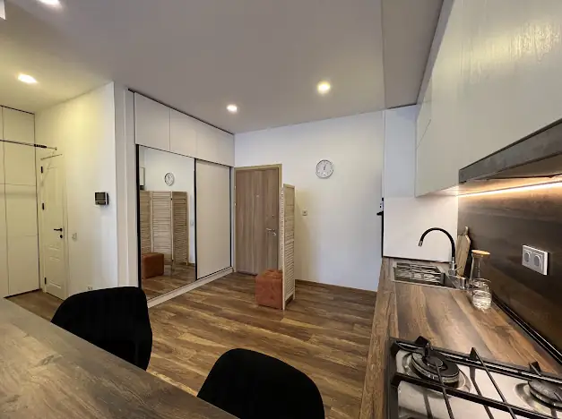 Life in Vake | 57 m² with Pool & Gym - Image 11