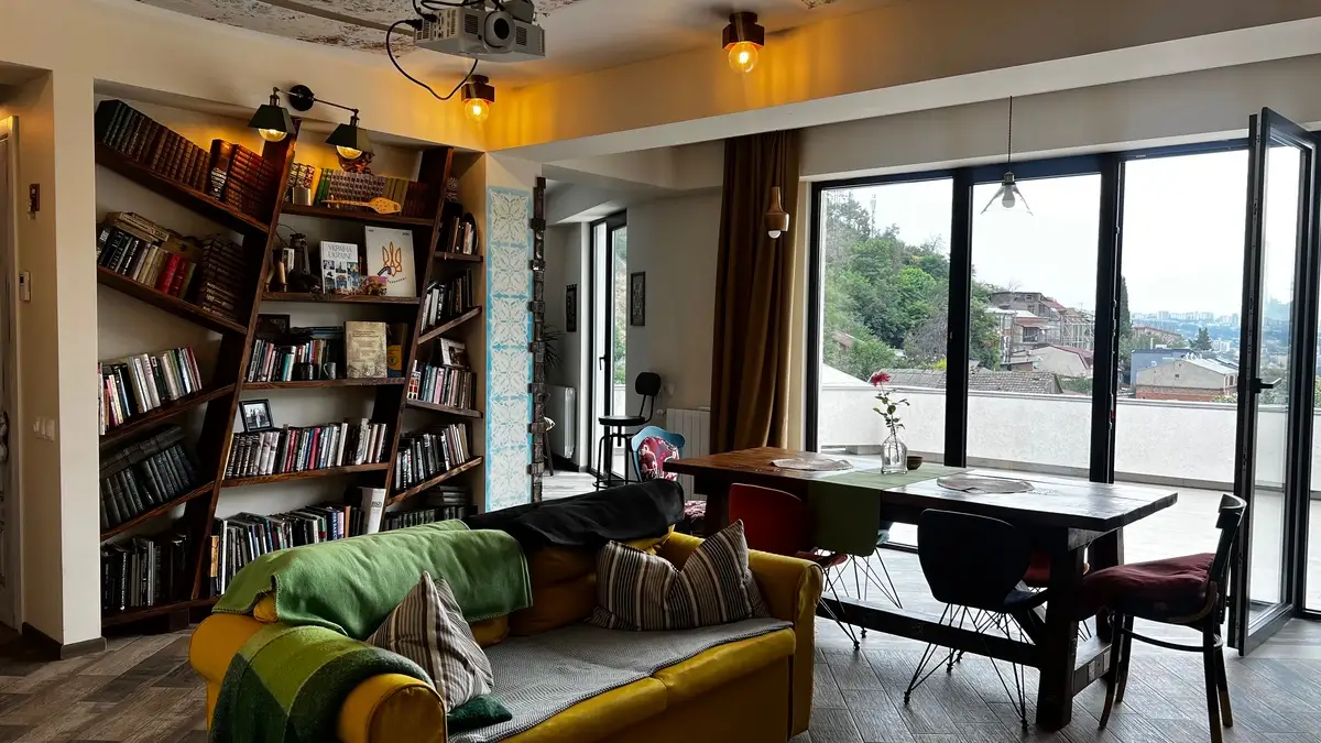 Life in Sololaki | 35m2 terrace with a view - Image 8