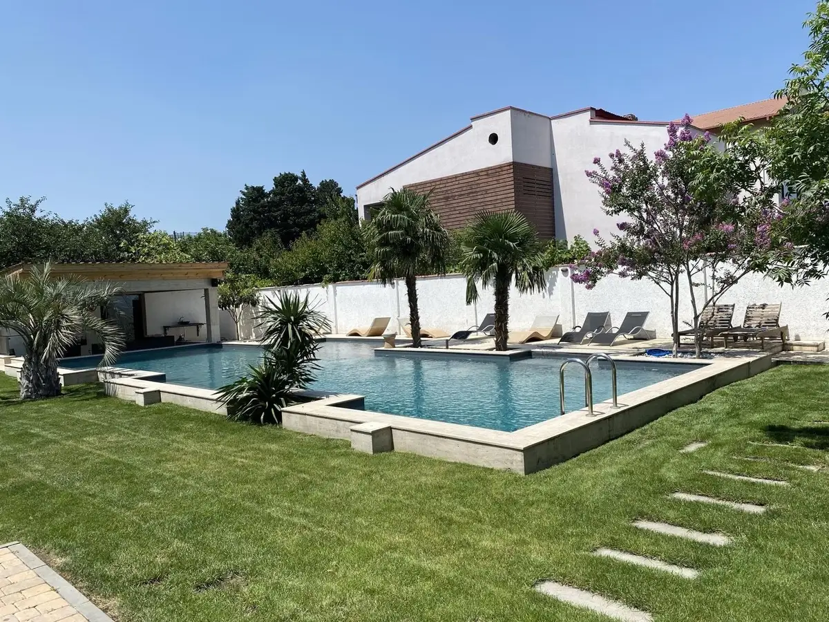 Life in Didi Dighomi | Private house with a swimming pool - Image 2